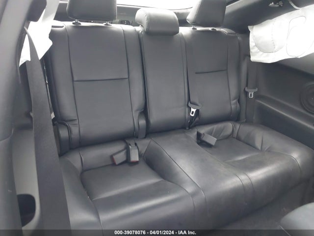 JTKJF5C73FJ000871 Scion TC