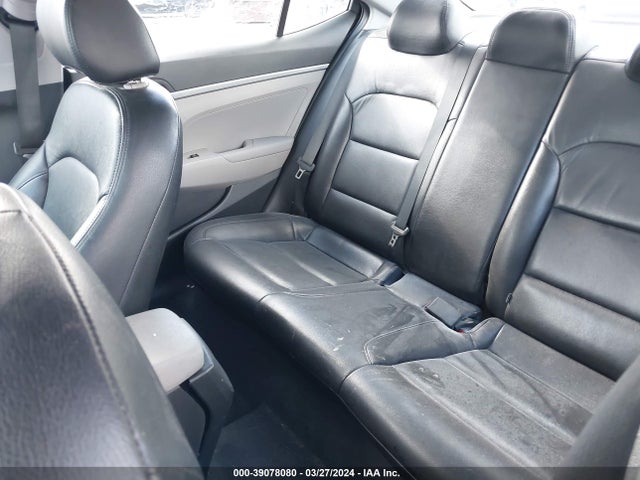 Hyundai ELANTRA SE 2019 KMHD74LF0KU757413 Image 8