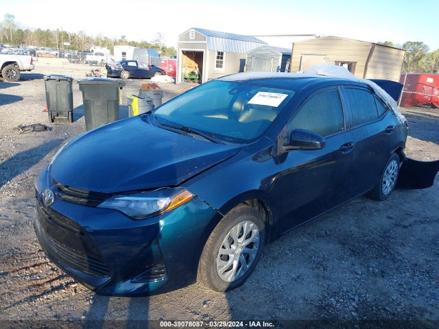 Toyota COROLLA LE 2017 5YFBURHE6HP668422 Image 2