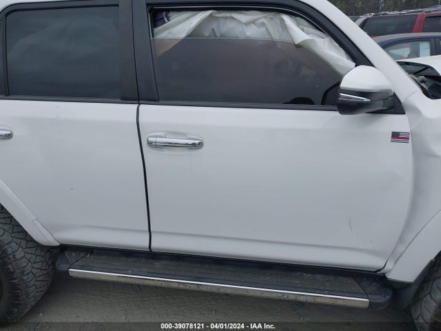 Toyota 4runner Sr5 Premium 2017 JTEBU5JR1H5425051 Image 13