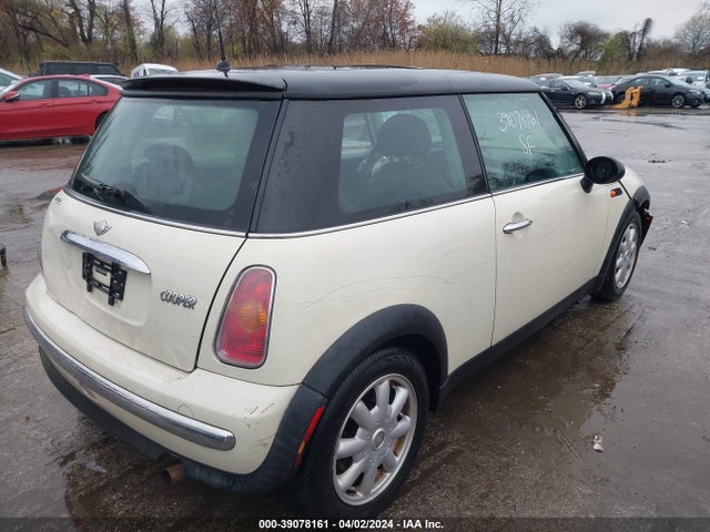 2004 MINI COOPER WMWRC33434TJ60941 Photo 3