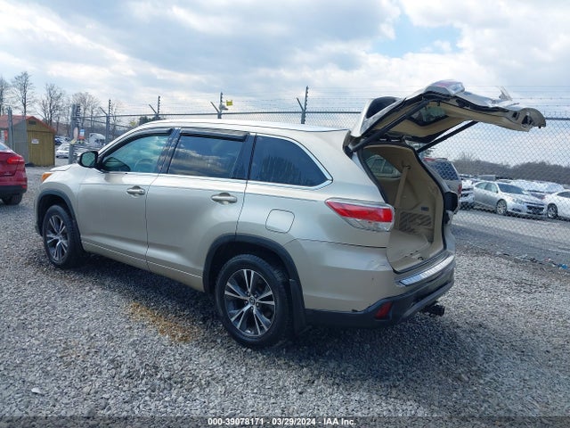 Toyota Highlander Xle V6 2016 5TDJKRFH4GS313558 Image 3