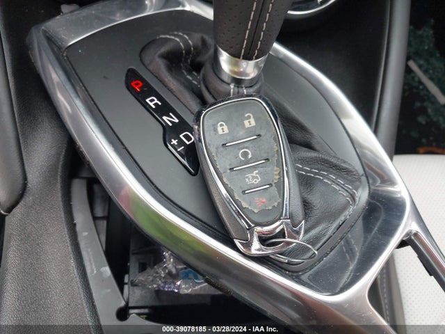 Chevrolet CAMARO 2SS 2018 1G1FH1R79J0170165 Image 11