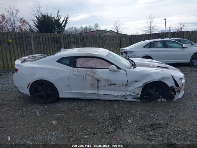 Chevrolet CAMARO 2SS 2018 1G1FH1R79J0170165 Image 13