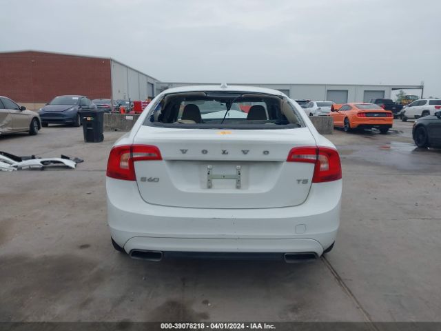 YV126MFK8G2413655 Volvo S60 T5 Drive-e Premier