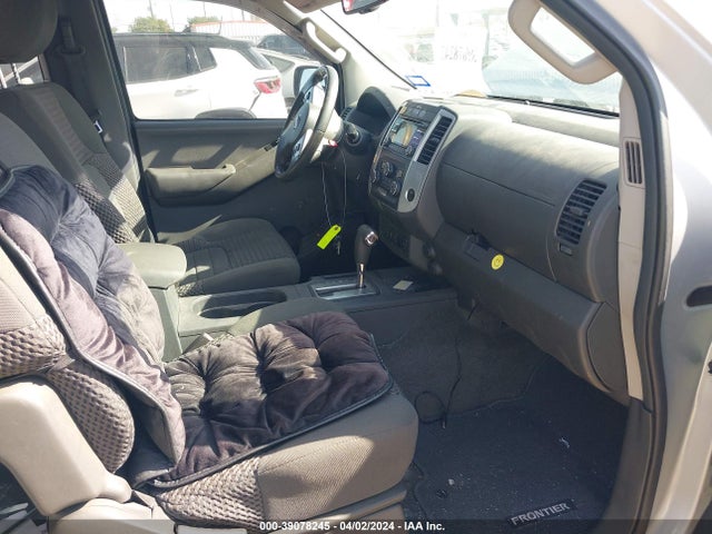 Nissan Frontier Sv 2014 1N6AD0CU6EN736522 Image 5