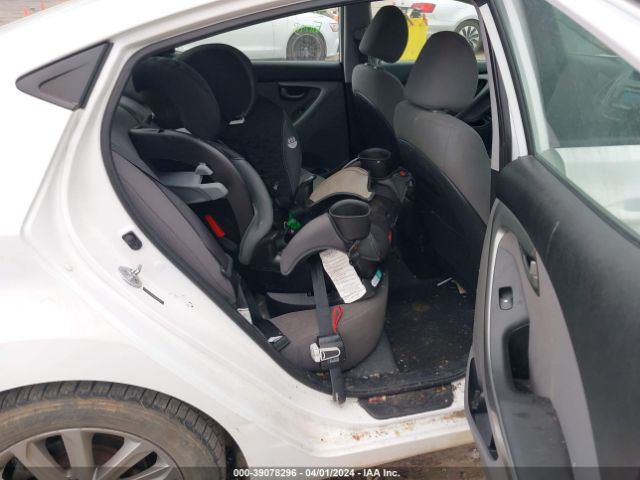 5NPDH4AE3EH481819 Hyundai ELANTRA SE