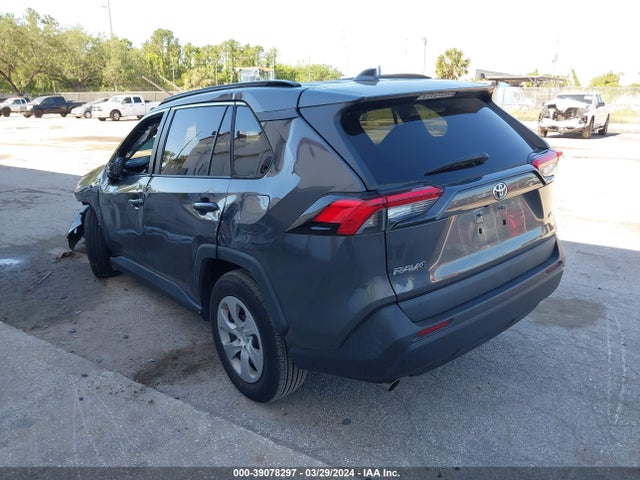 Toyota RAV4 LE 2021 2T3H1RFV8MC157494 Image 3