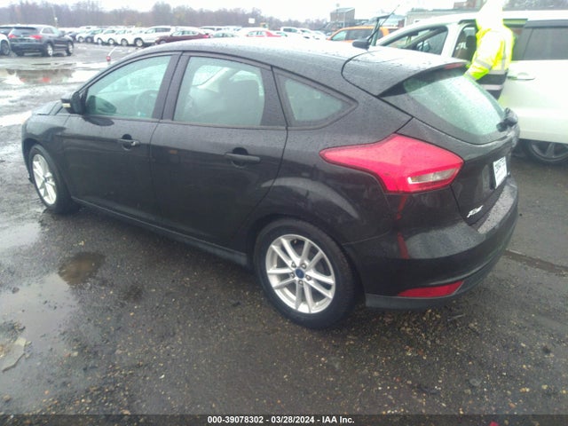 Ford FOCUS SE 2015 1FADP3K2XFL213337 Image 3