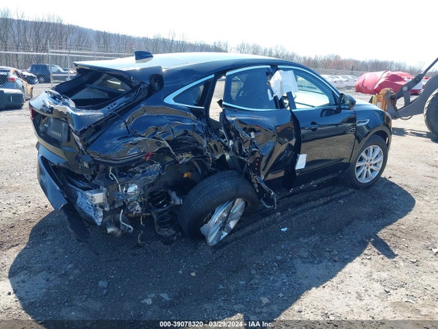 2018 JAGUAR E-PACE SADFJ2FX0J1Z27054 Photo 3
