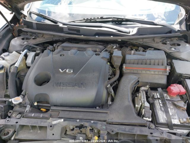 1N4AA6AP2HC409181 Nissan Maxima 3.5 Sv