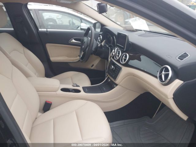 WDCTG4GB3FJ106592 Mercedes-Benz Gla 250 4matic