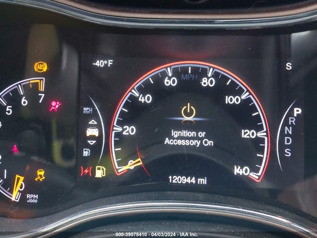 1C4RJFAG1FC812532 Jeep Grand Cherokee Laredo