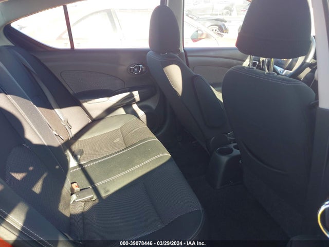 Nissan Versa 1.6 Sl 2016 3N1CN7AP8GL875247 Image 8