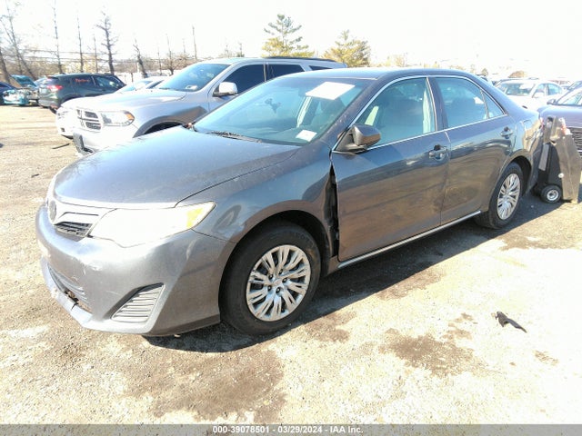 Toyota CAMRY LE 2014 4T1BF1FK4EU432446 Image 2