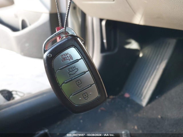Hyundai Elantra Value Edition 2018 KMHD84LF6JU668425 Image 11