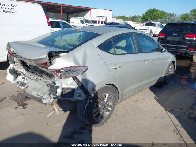 Hyundai Elantra Value Edition 2018 KMHD84LF6JU668425 Image 4