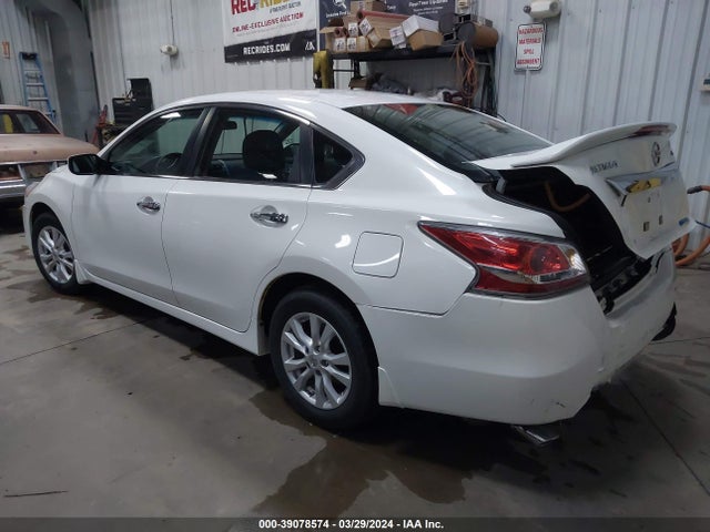 Nissan Altima 2.5 S 2014 1N4AL3AP7EN223578 Image 3