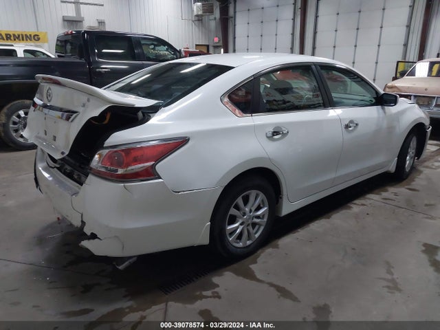 Nissan Altima 2.5 S 2014 1N4AL3AP7EN223578 Image 4
