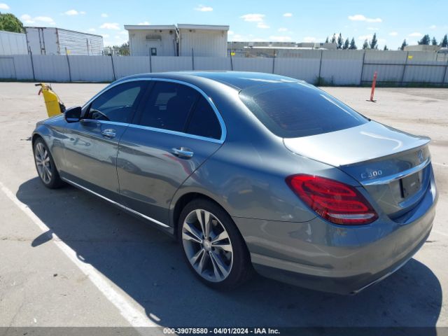 55SWF4JB6HU200540 Mercedes-Benz C 300 Luxury/sport