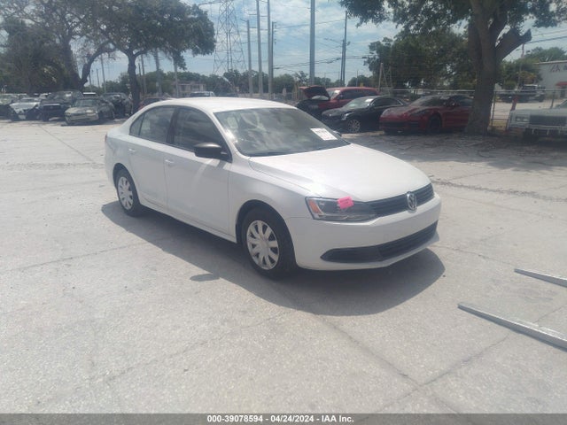 Volkswagen Jetta 2.0l S 2014 3VW2K7AJ2EM292125 Image 1