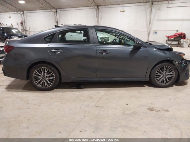 3KPF54AD4PE617956 KIA Forte Gt-line