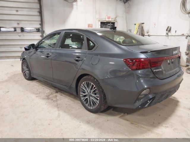 3KPF54AD4PE617956 KIA Forte Gt-line