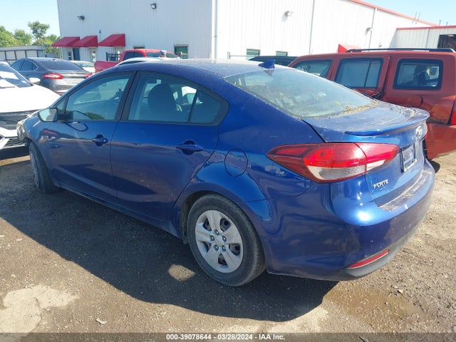 KIA FORTE LX 2017 3KPFK4A7XHE136131 Image 3
