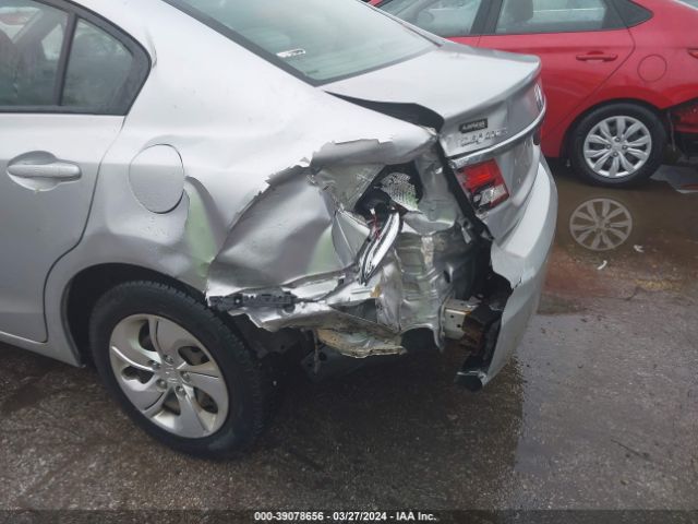 19XFB2F55EE030774 Honda Civic Lx