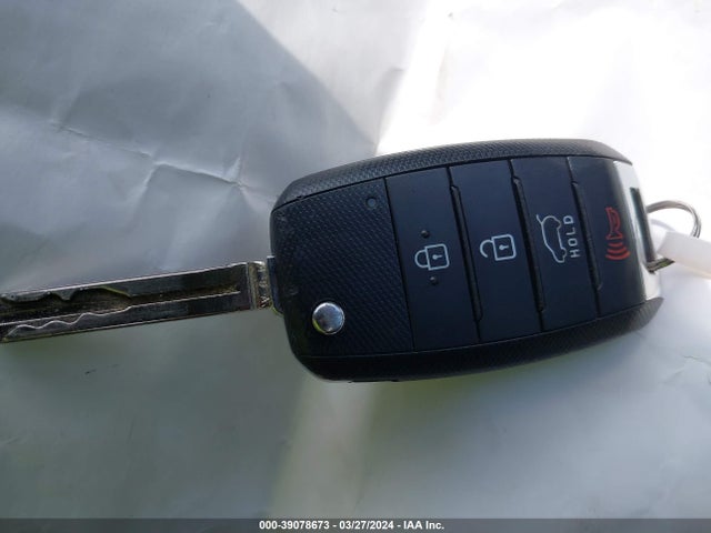 KIA g 2018 KNDJN2A21J7546218 Image 27