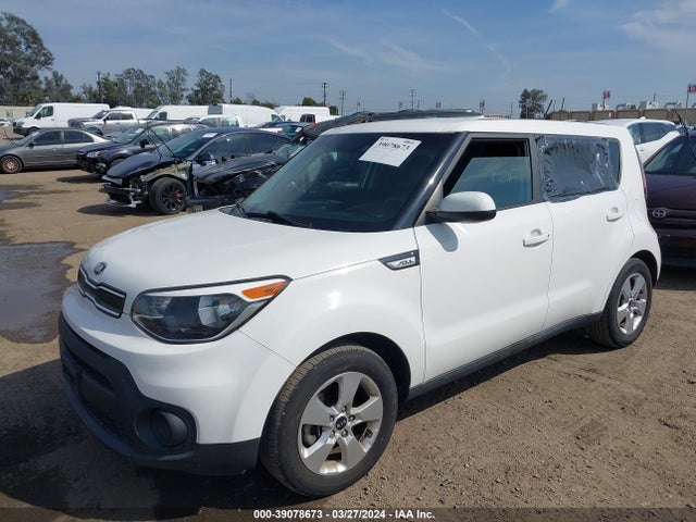 KIA g 2018 KNDJN2A21J7546218 Image 18