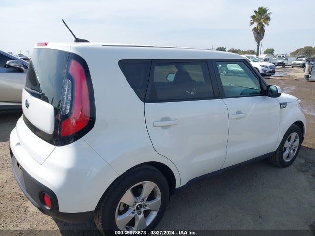KIA g 2018 KNDJN2A21J7546218 Image 20