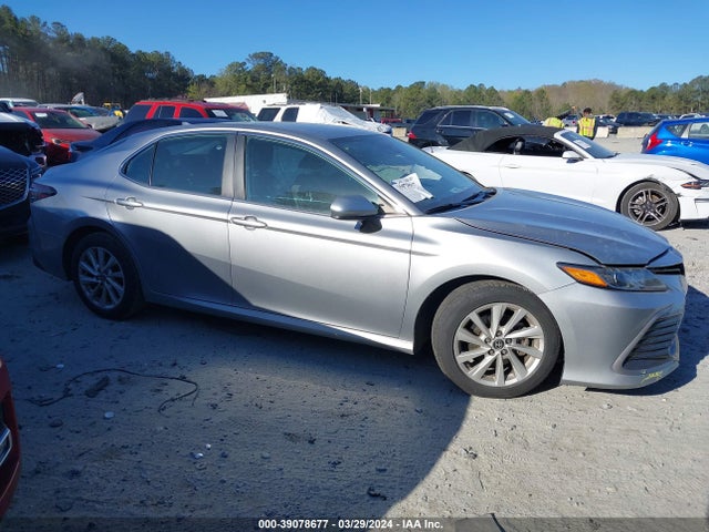 Toyota CAMRY LE 2022 4T1C11AK9NU649680 Image 13