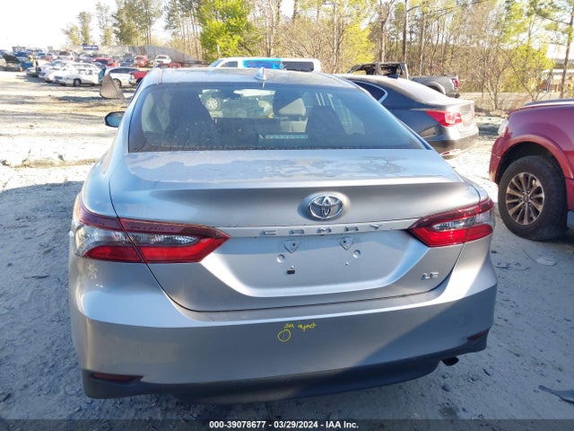 Toyota CAMRY LE 2022 4T1C11AK9NU649680 Image 16