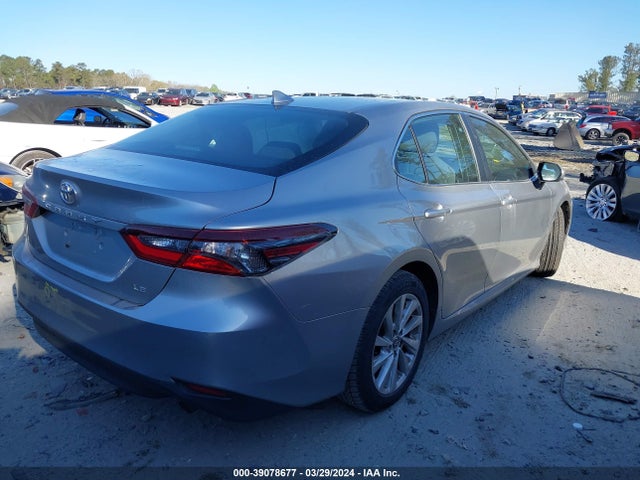 Toyota CAMRY LE 2022 4T1C11AK9NU649680 Image 4