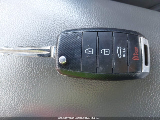 KIA FORTE LX 2018 3KPFK4A77JE238427 Image 11