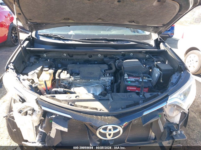 Toyota RAV4 LE 2016 JTMBFREV3GJ081452 Image 10