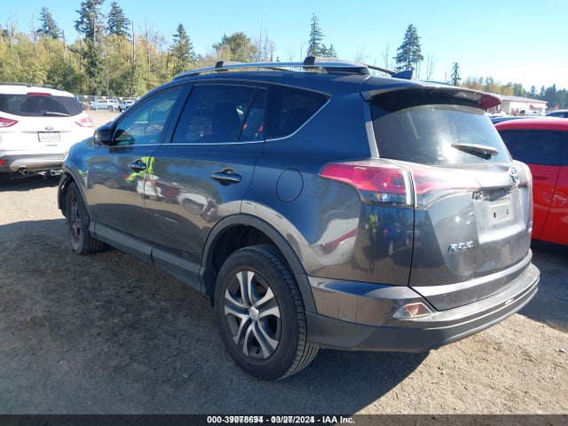 Toyota RAV4 LE 2016 JTMBFREV3GJ081452 Image 3