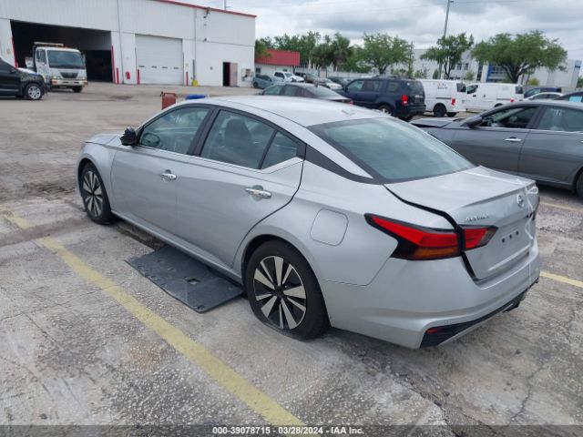 1N4BL4DV8NN315562 Nissan Altima Sv Fwd