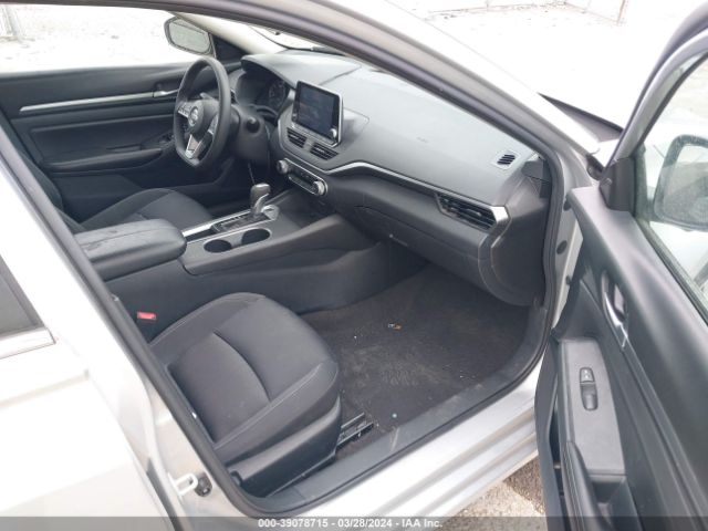 1N4BL4DV8NN315562 Nissan Altima Sv Fwd