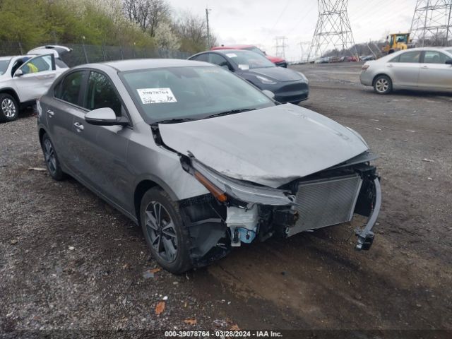 3KPF24AD6PE555680 KIA Forte Lxs