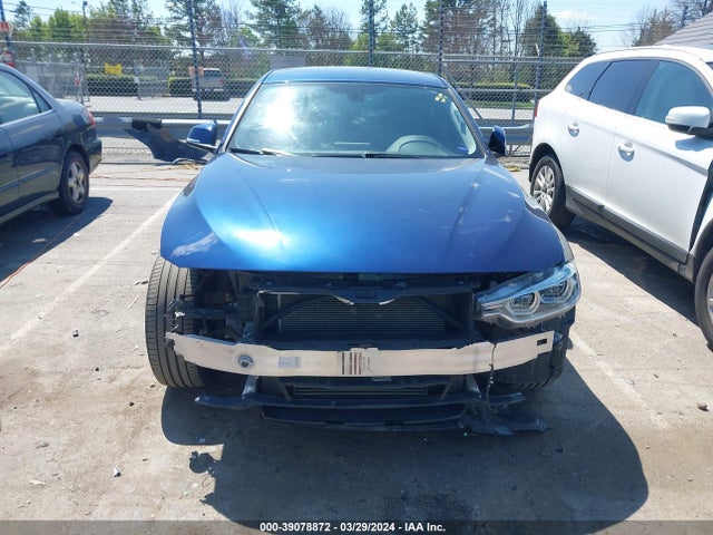 BMW 320i 2018 WBA8E1G55JNU91369 Image 12