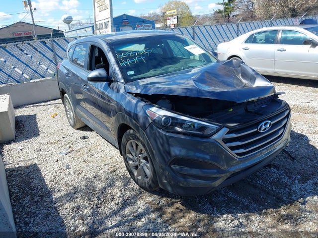 Hyundai TUCSON SE 2018 KM8J23A46JU789004 Image 1