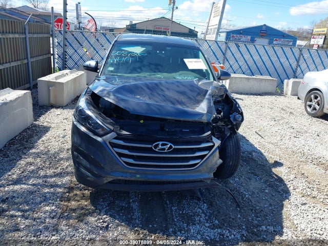 Hyundai TUCSON SE 2018 KM8J23A46JU789004 Image 12