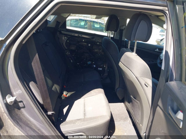 Hyundai TUCSON SE 2018 KM8J23A46JU789004 Image 8