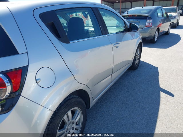 Chevrolet Sonic Lt Auto 2014 1G1JC6SH9E4116839 Image 13