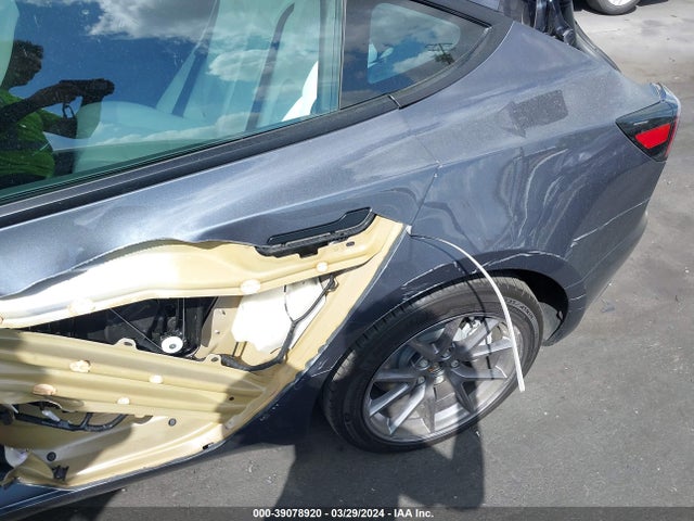 Tesla Model 3 Rear-wheel Drive 2023 5YJ3E1EA6PF572613 Image 19