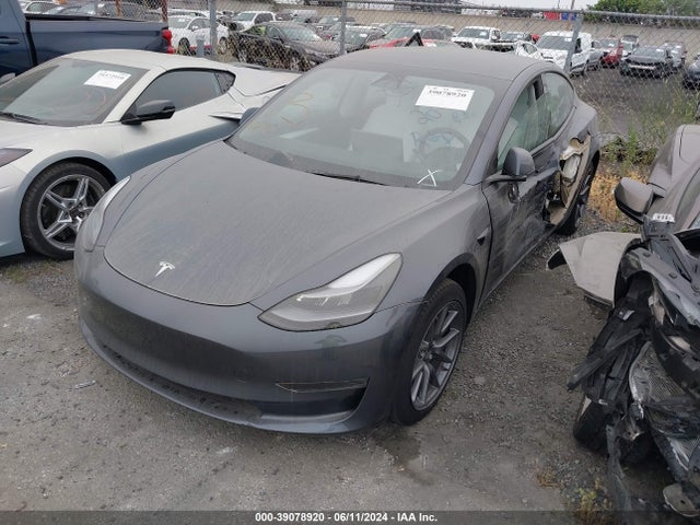 Tesla Model 3 Rear-wheel Drive 2023 5YJ3E1EA6PF572613 Image 2