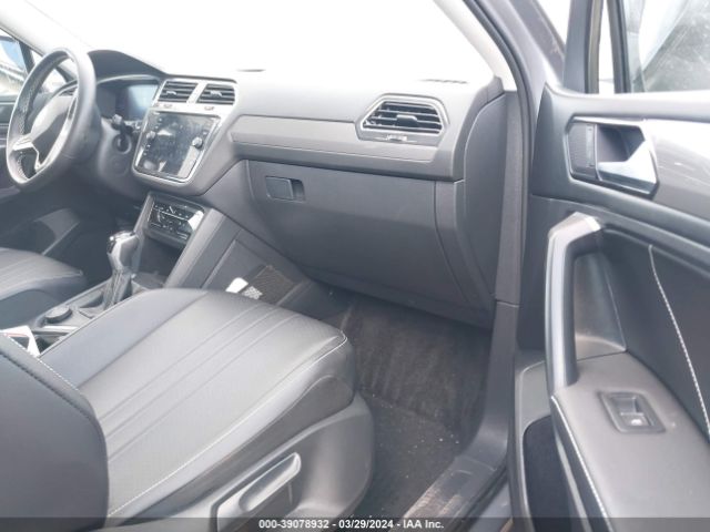 3VV2B7AX6NM134959 Volkswagen Tiguan 2.0t Se