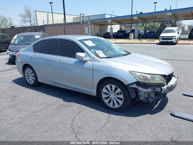 2015 1HGCR2F79FA153998 главное изображение